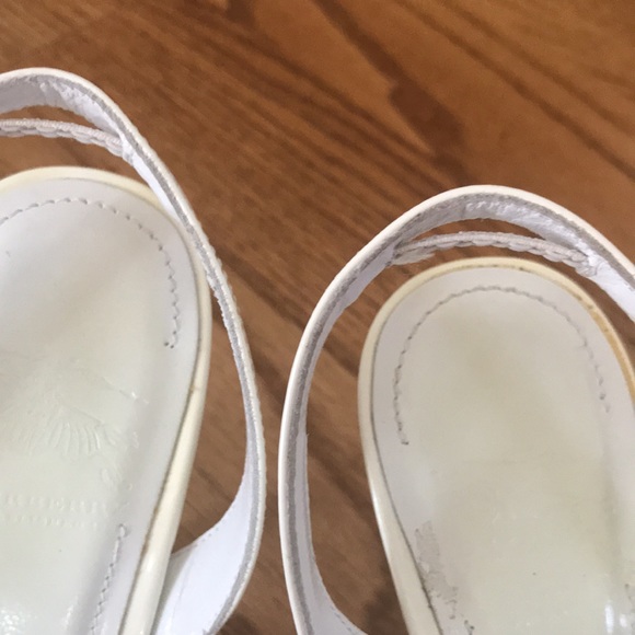 New Burberry white check sandal, 7.5 - Picture 7 of 14